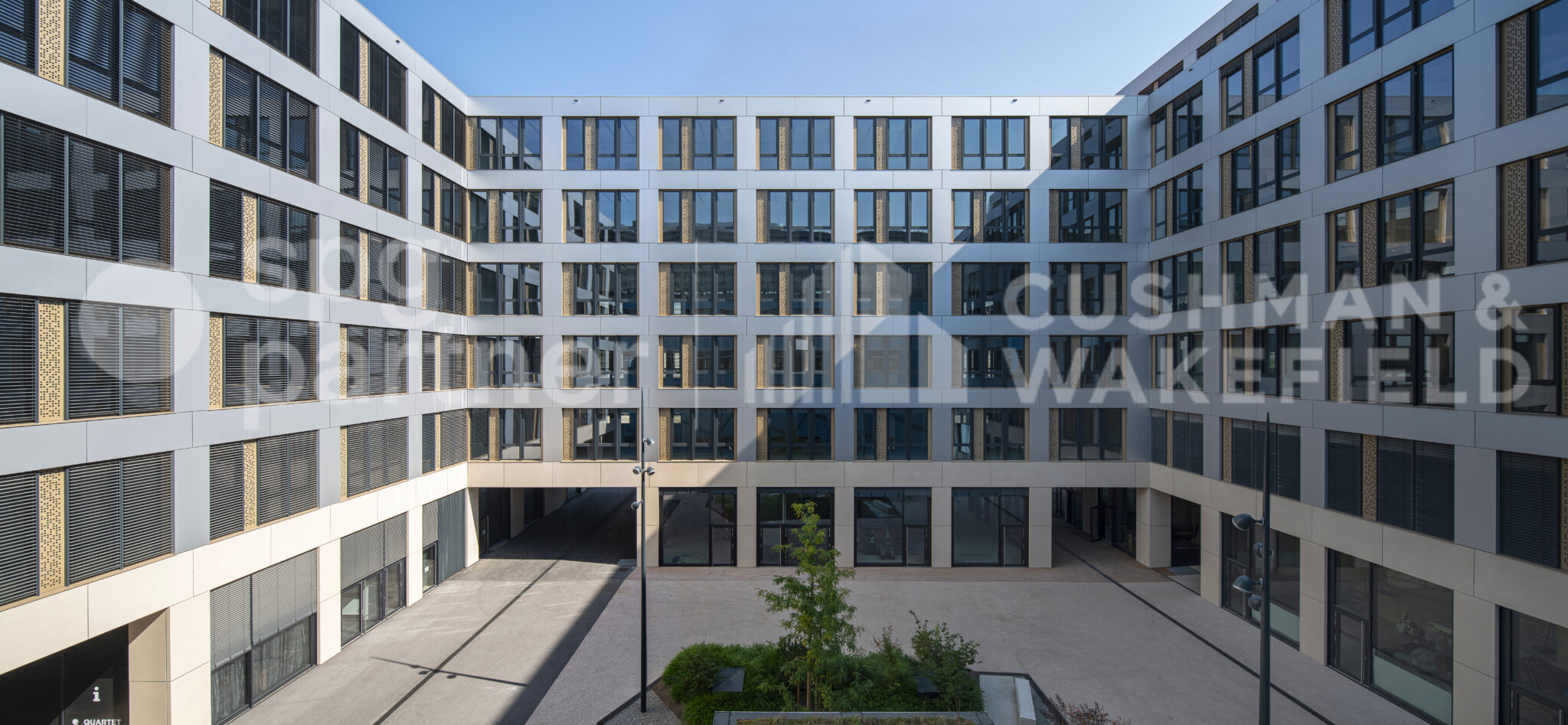 Atelier à louer – 500 m² – LES CHARMILLES – Lyon 114 – Genève-Petit-Saconnex