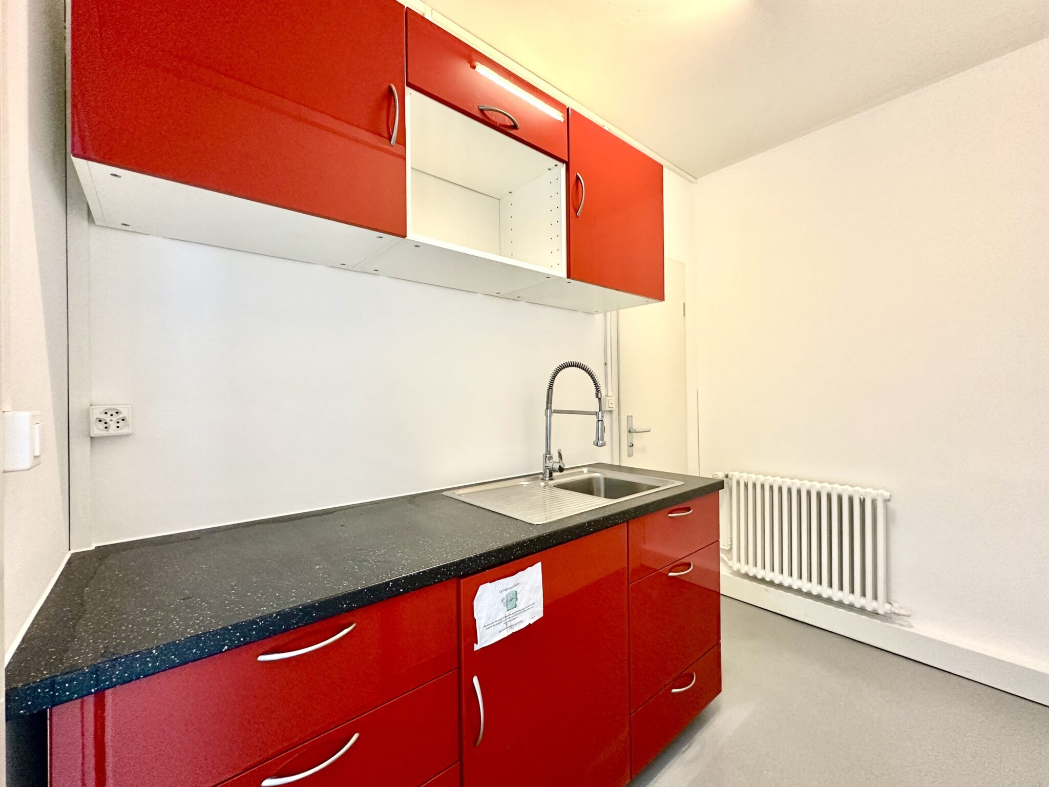 Local administratif à louer – 180 m² – PAV – Gravière 8 – Genève-Plainpalais