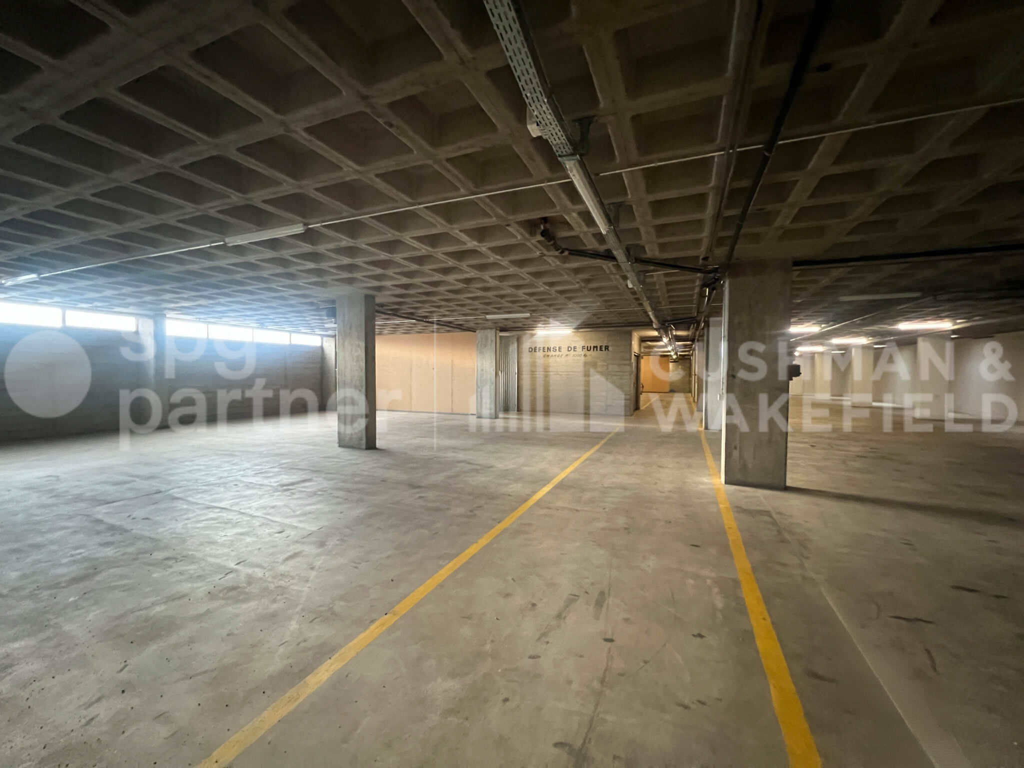 Atelier à louer – 2500 m² – PAV – Jeunes 23 – Carouge