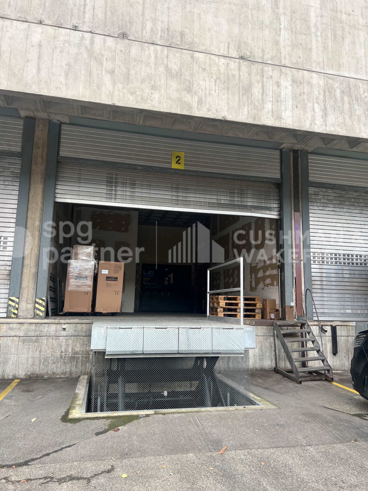 Atelier à louer – 2500 m² – PAV – Jeunes 23 – Carouge
