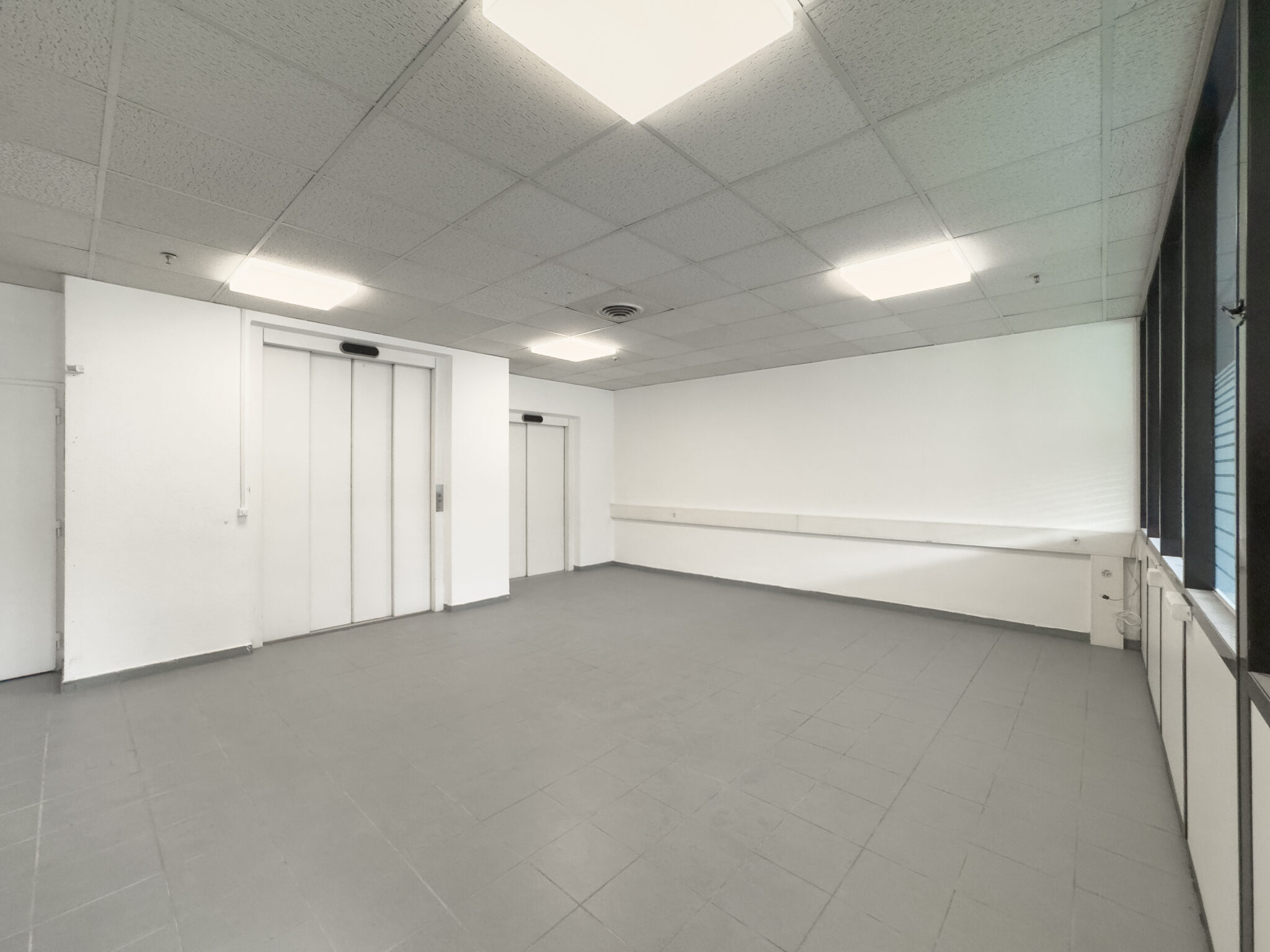 Atelier à louer – 314 m² – PAV – Jeunes 5D – Genève-Plainpalais