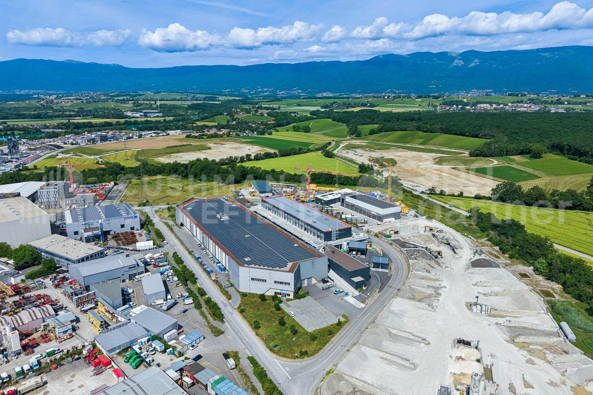Atelier à louer – 340 m² – ZIBAY – Terre-Mousson 8 – Satigny