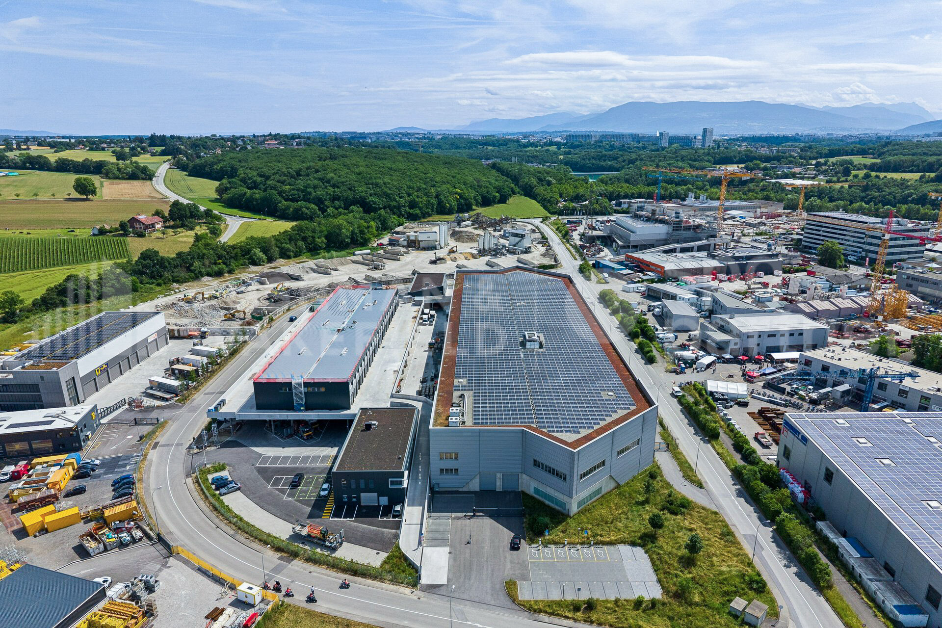 Atelier à louer – 340 m² – ZIBAY – Terre-Mousson 8 – Satigny