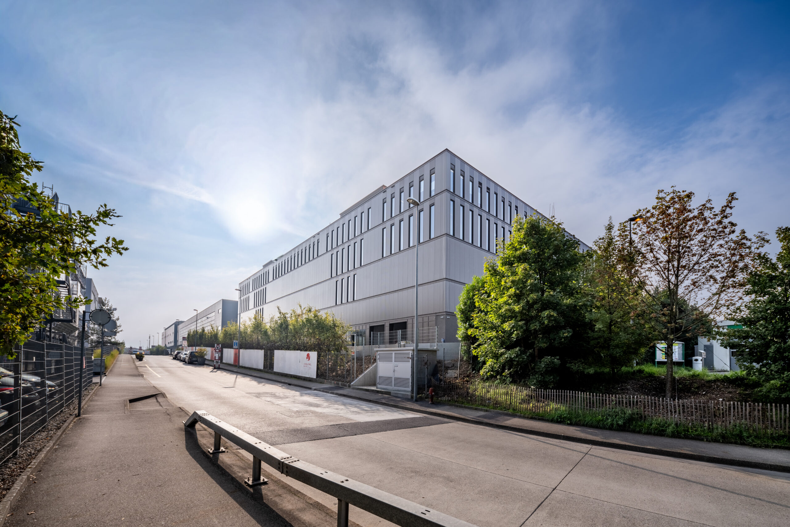 Atelier à louer – 3800 m² – ZIMEYSA – Emma-Kammacher 13 – Meyrin