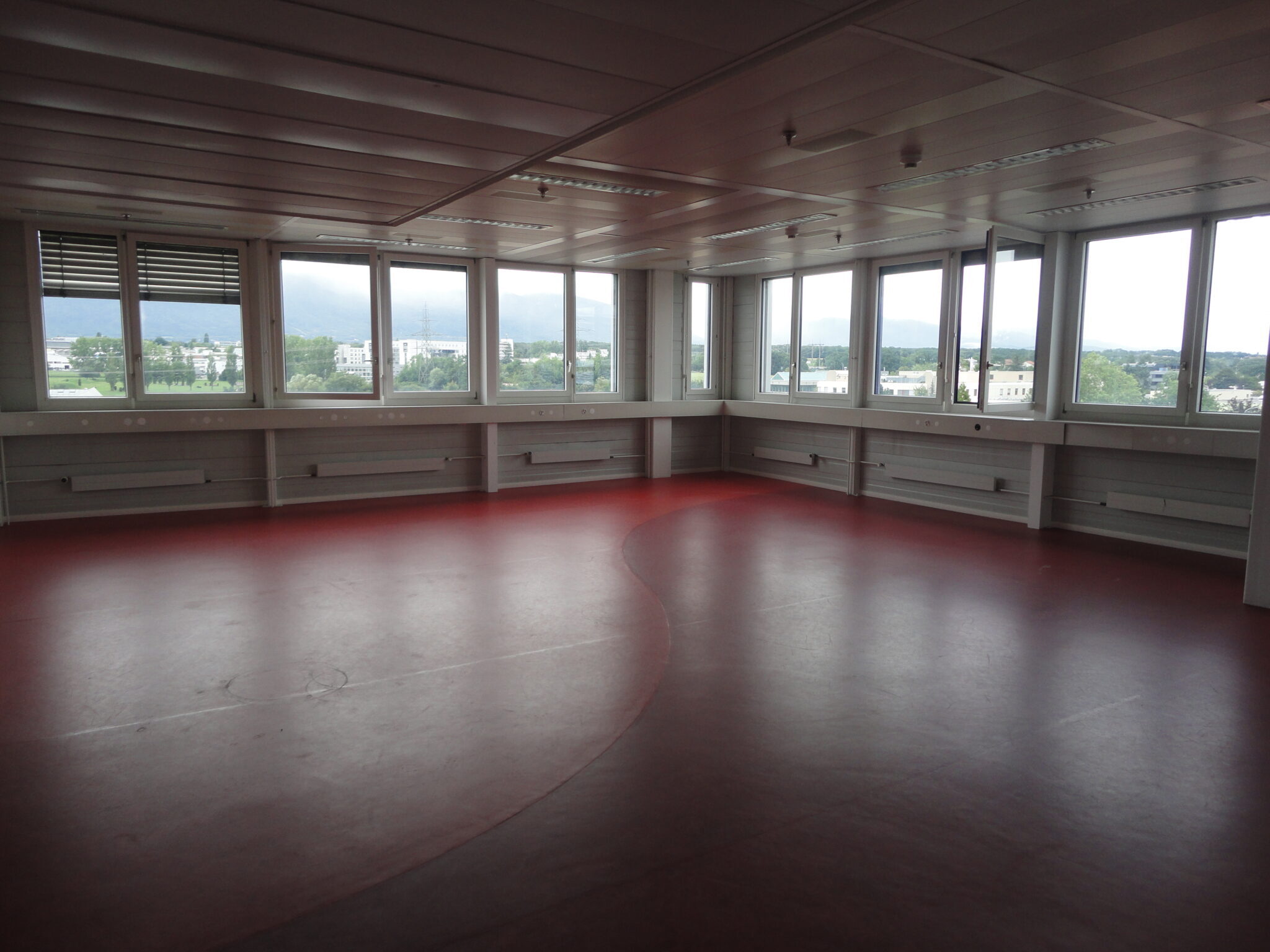 Local administratif à louer – 195 m² – ZIMEYSA – Pré-Bouvier 7 – Satigny