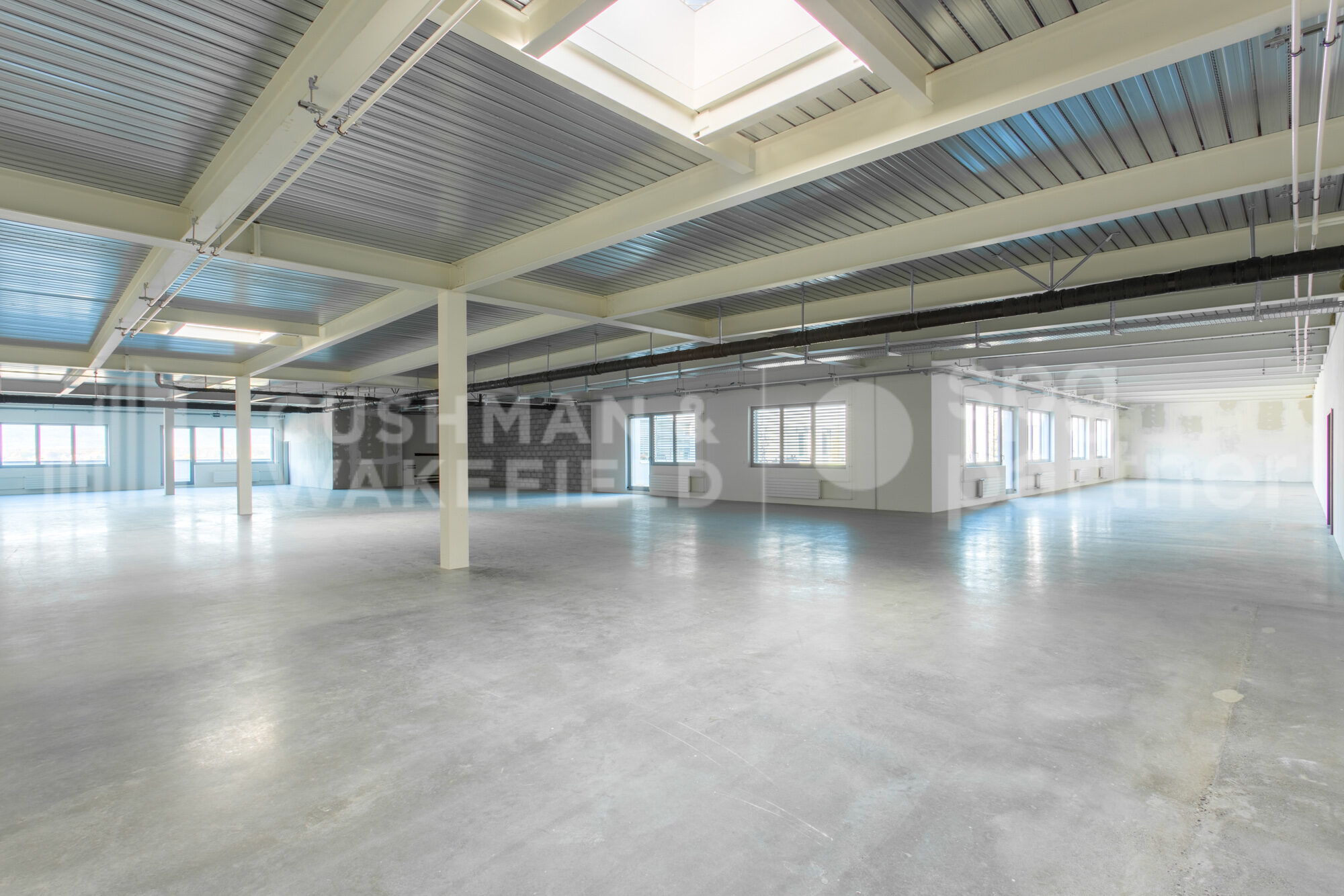 Dépôt intérieur à louer – 500 m² – ZIMOGA – Grenet 21 – Meyrin