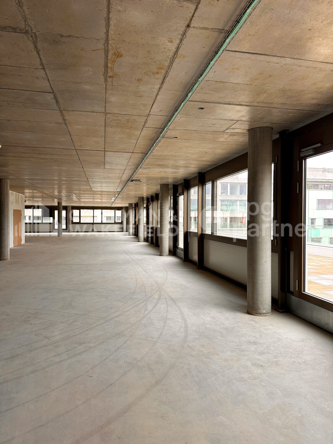 Atelier à louer – 700 m² – ZIPLO – Champ-Des-Filles 4A – Plan-Les-Ouates