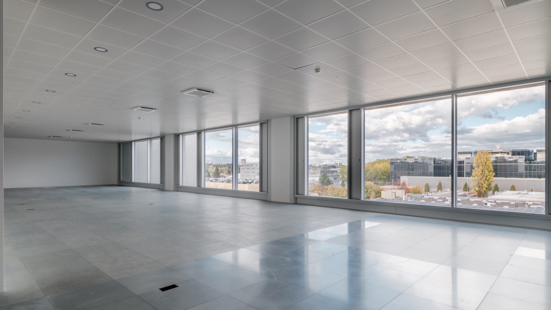 Local administratif à louer – 500 m² – ZIPLO – Pré-Fleuri 3 – Plan-Les-Ouates