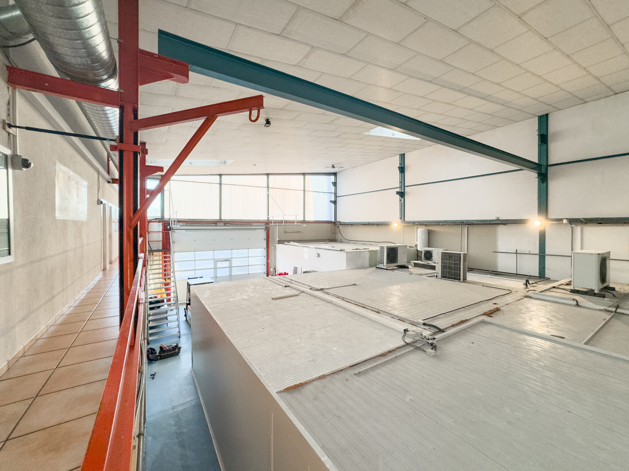 Atelier à louer – 650 m² – ZODIM – Cardinal-Journet 13 – Meyrin