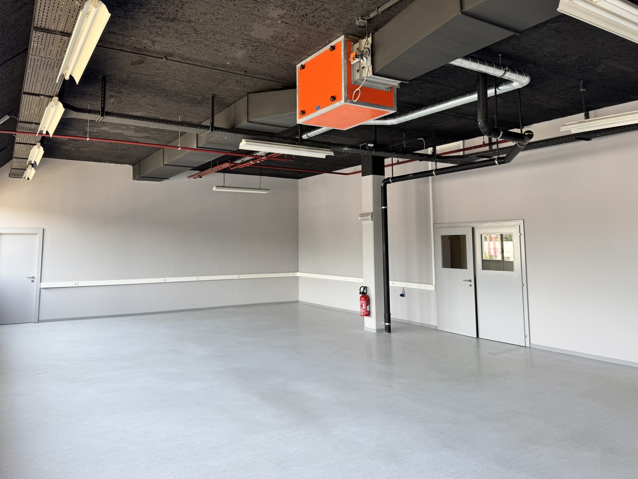 Atelier à louer – 365 m² – ZODIM – Grand-Puits 40 – Meyrin